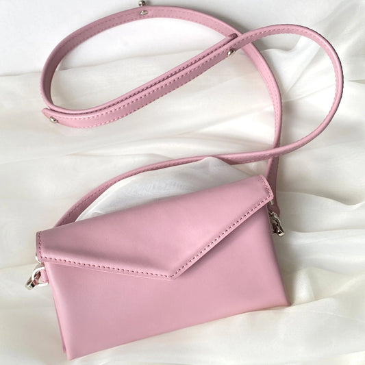 REIVI  – bag, Nordic minimalist design